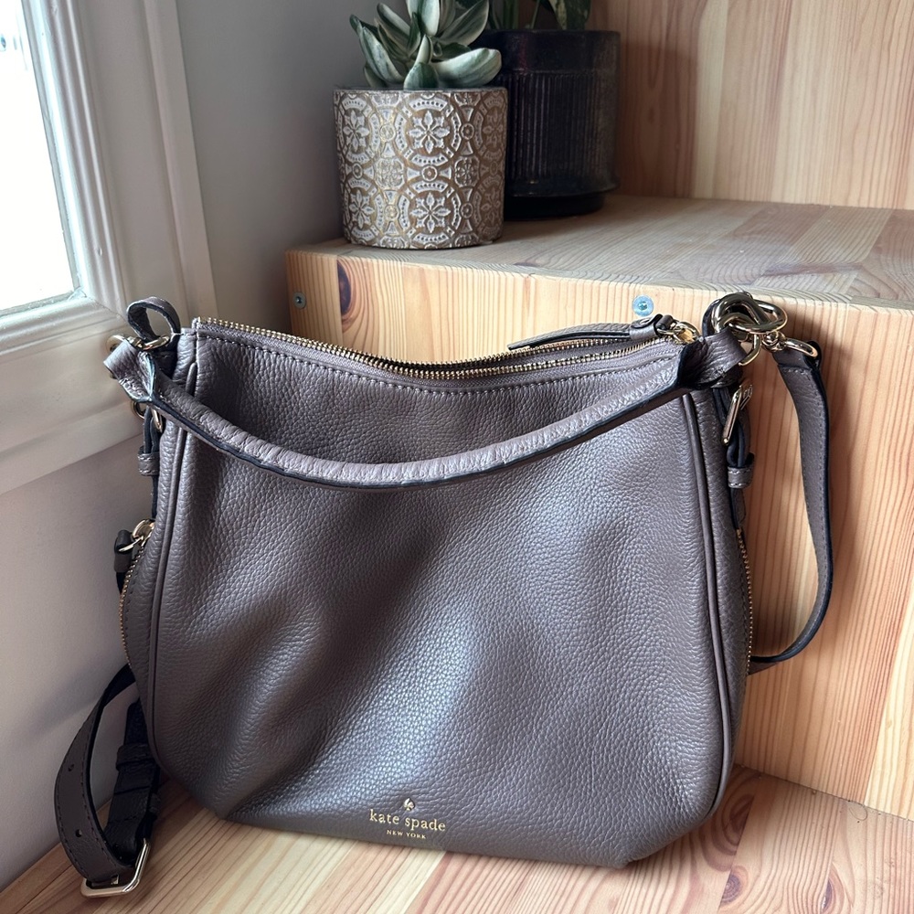 Kate spade hobo taupe grey